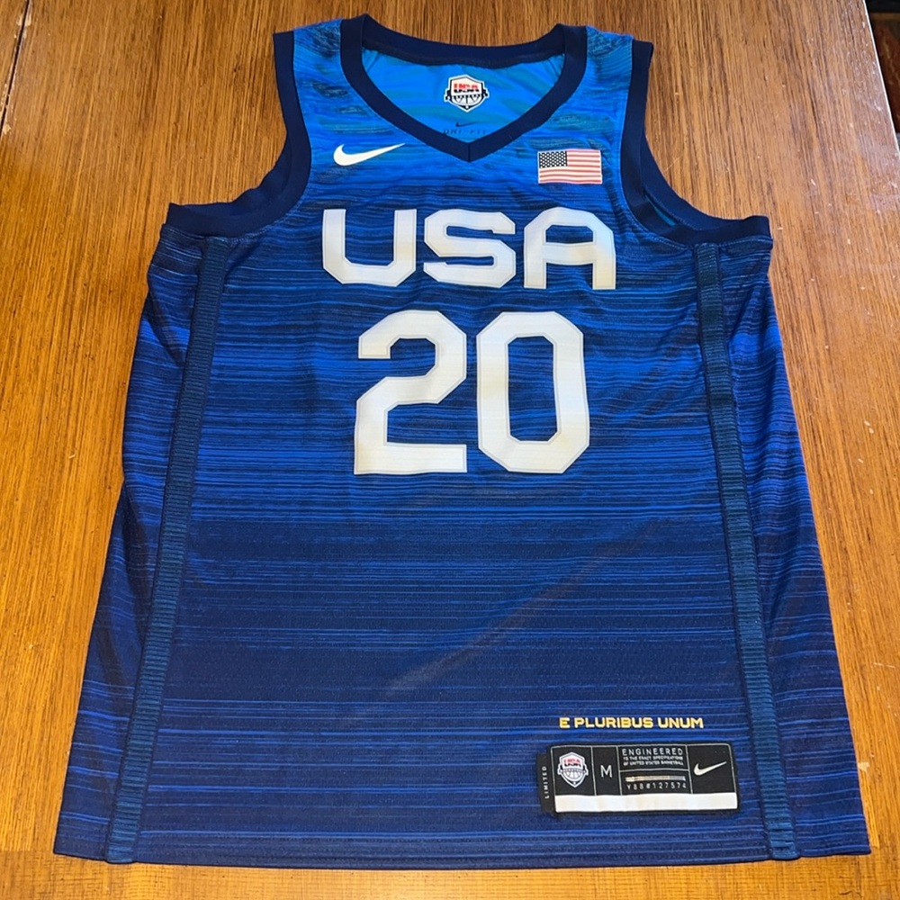 Limited Nike USA Basketball Jersey Men’s M